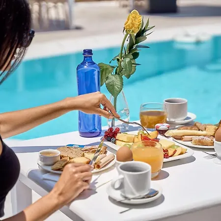 Hotel Paolas τown Boutique 4*